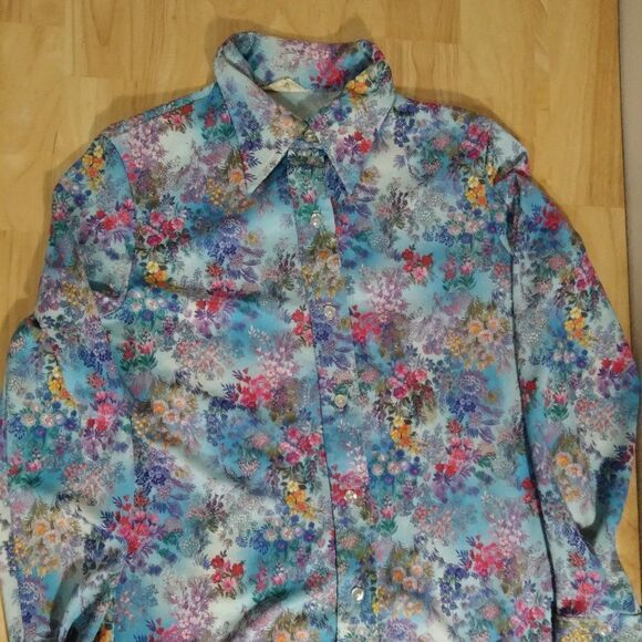 Vintage Shirt Accents Floral Pattern Polyester Disco Shirt - Picture 2 of 6